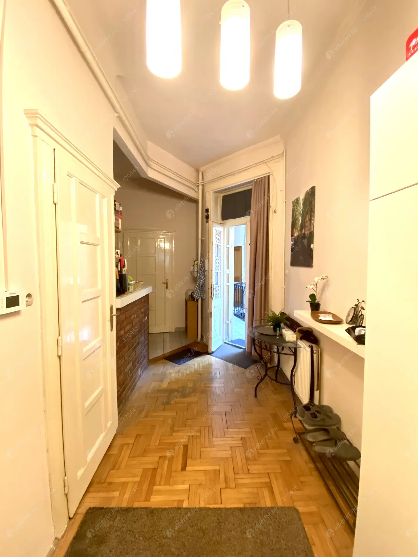 Kiadó albérlet 291000 Ft/hó áron: Budapest, V. kerület  Magyar utca. Mérete: 65 nm, 2 szobás | Alberlet.hu - 6489641