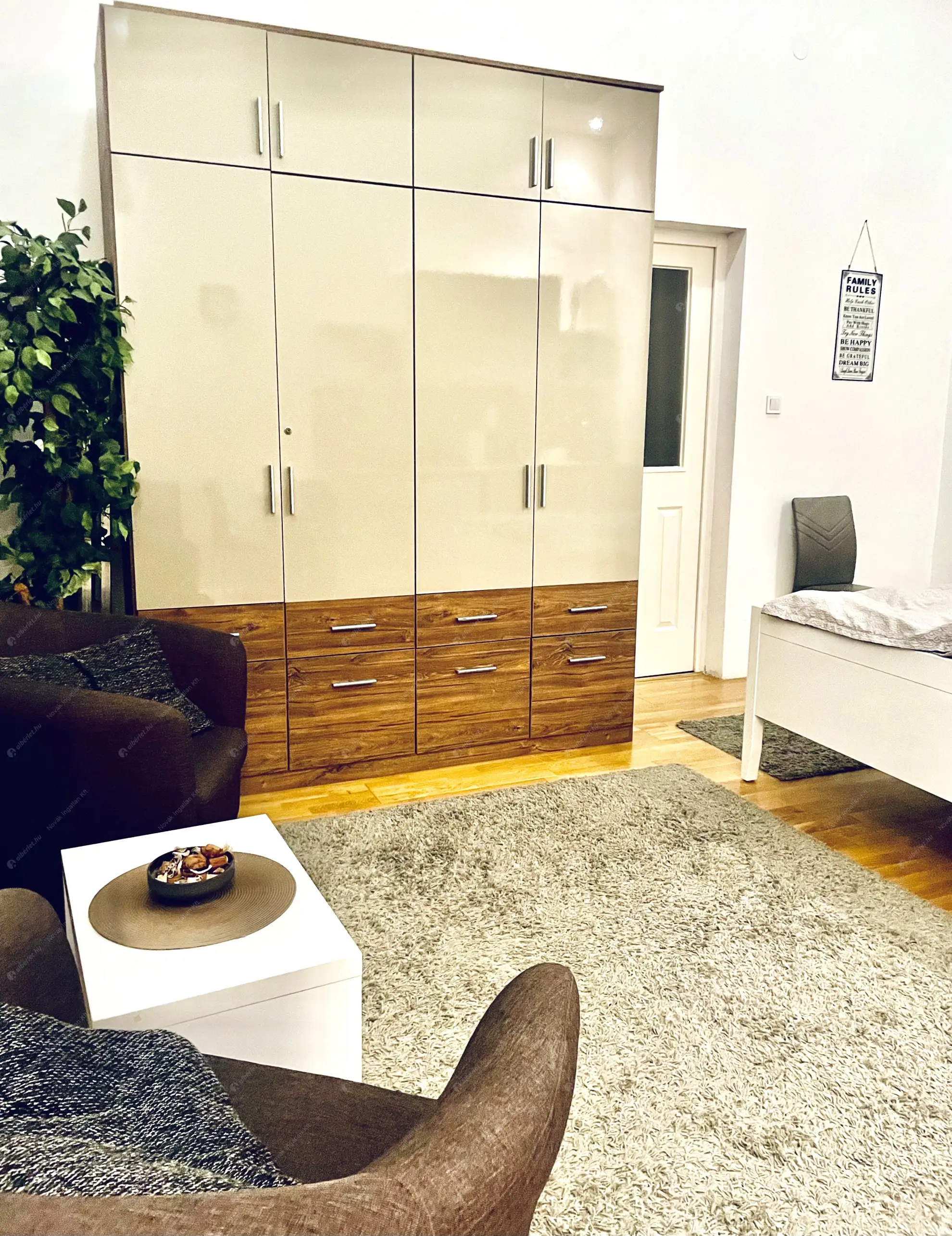 Kiadó albérlet 220000 Ft/hó áron: Budapest, V. kerület  Mérleg utca. Mérete: 28 nm, 1 szobás | Alberlet.hu - 6589327