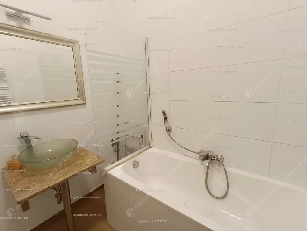 Kiadó albérlet 220000 Ft/hó áron: Budapest, V. kerület  Mérleg utca. Mérete: 28 nm, 1 szobás | Alberlet.hu - 6634648