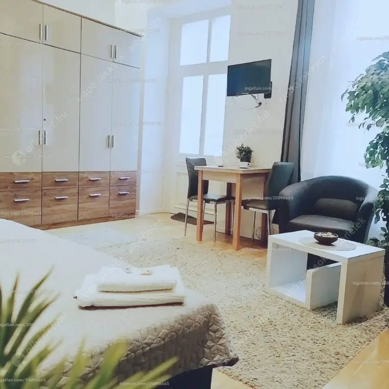 Kiadó albérlet 220000 Ft/hó áron: Budapest, V. kerület  Mérleg utca. Mérete: 28 nm, 1 szobás | Alberlet.hu - 6634650