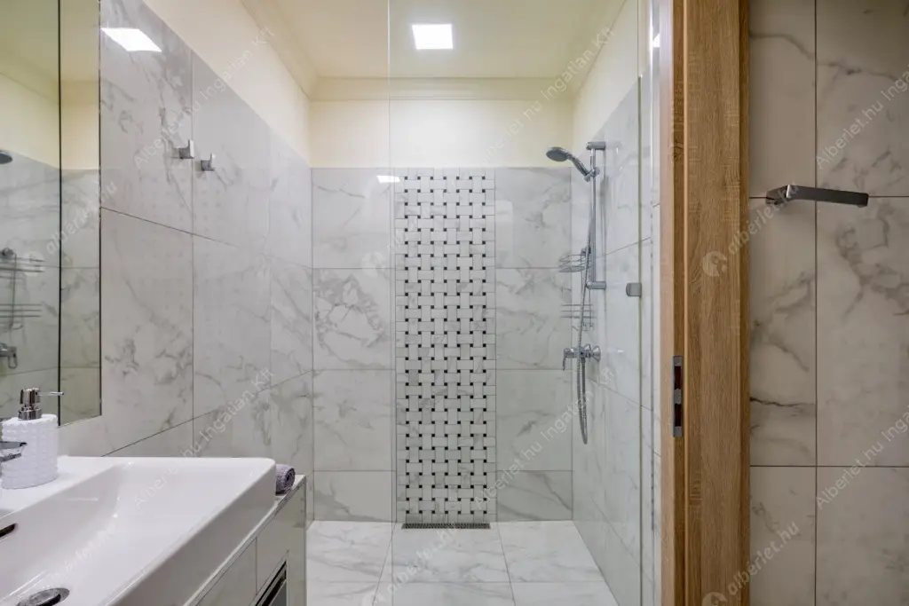 Kiadó albérlet 466000 Ft/hó áron: Budapest, V. kerület  Mérleg utca. Mérete: 53 nm, 2 szobás | Alberlet.hu - 6559518