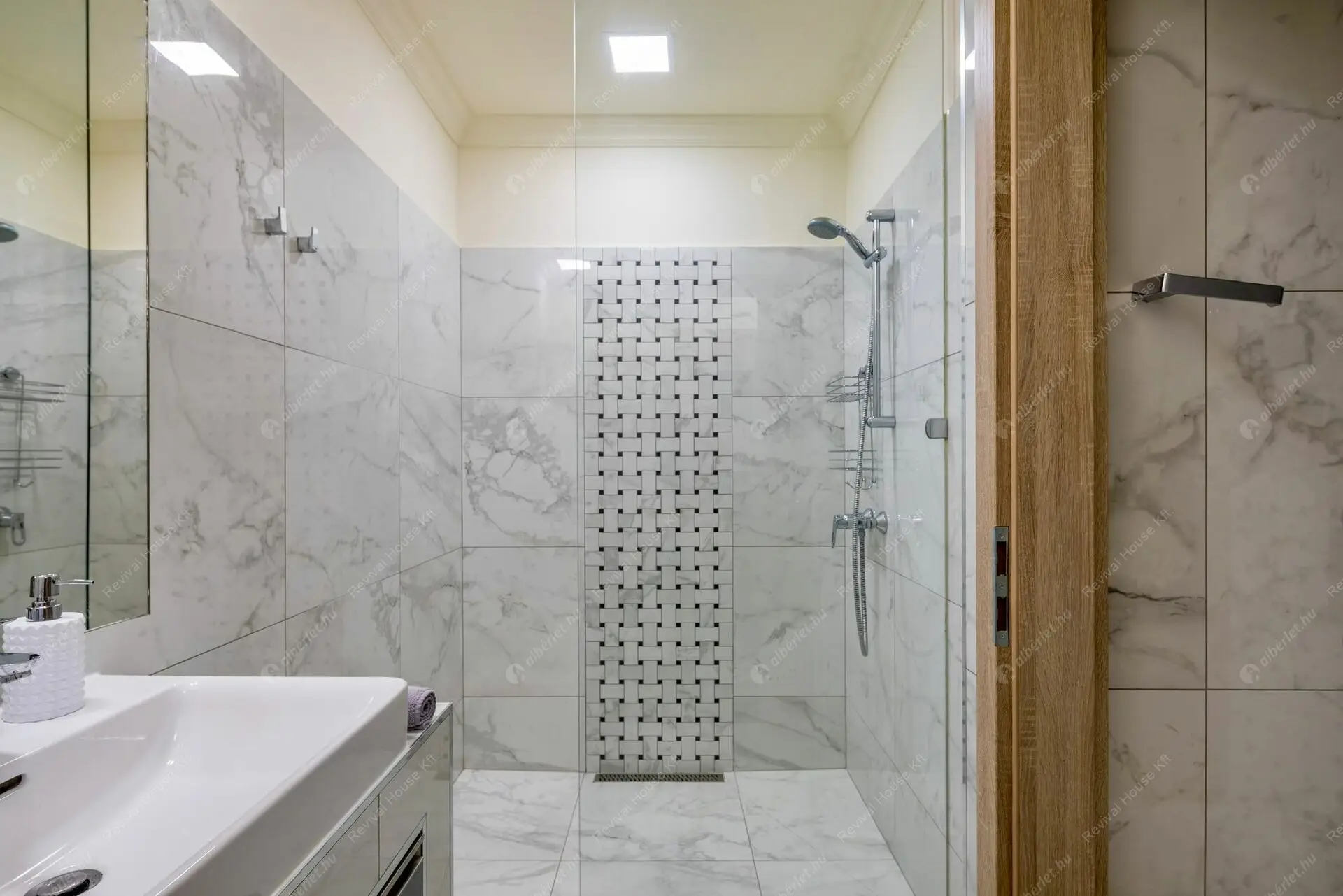 Kiadó albérlet 464000 Ft/hó áron: Budapest, V. kerület  Mérleg utca. Mérete: 53 nm, 3 szobás | Alberlet.hu - 6530992