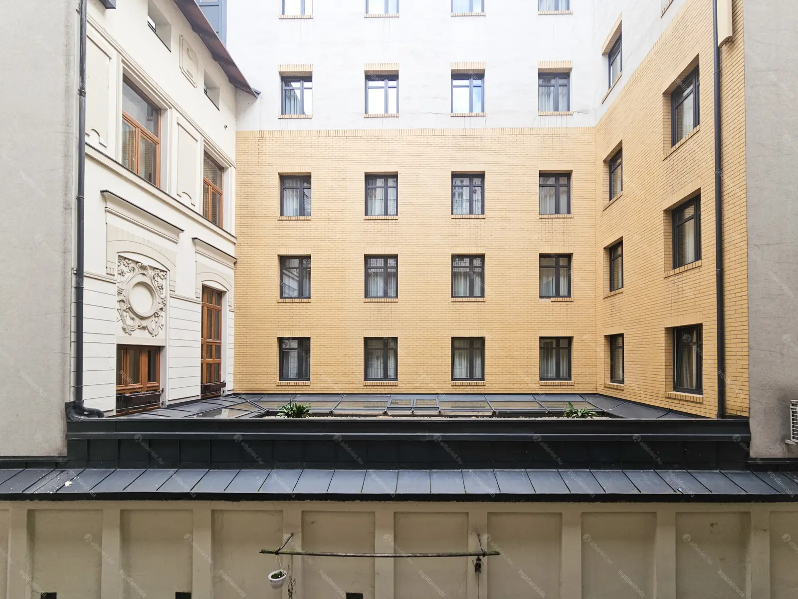 Kiadó albérlet 220000 Ft/hó áron: Budapest, V. kerület  Molnár utca. Mérete: 24 nm, 1 szobás | Alberlet.hu - 6653204