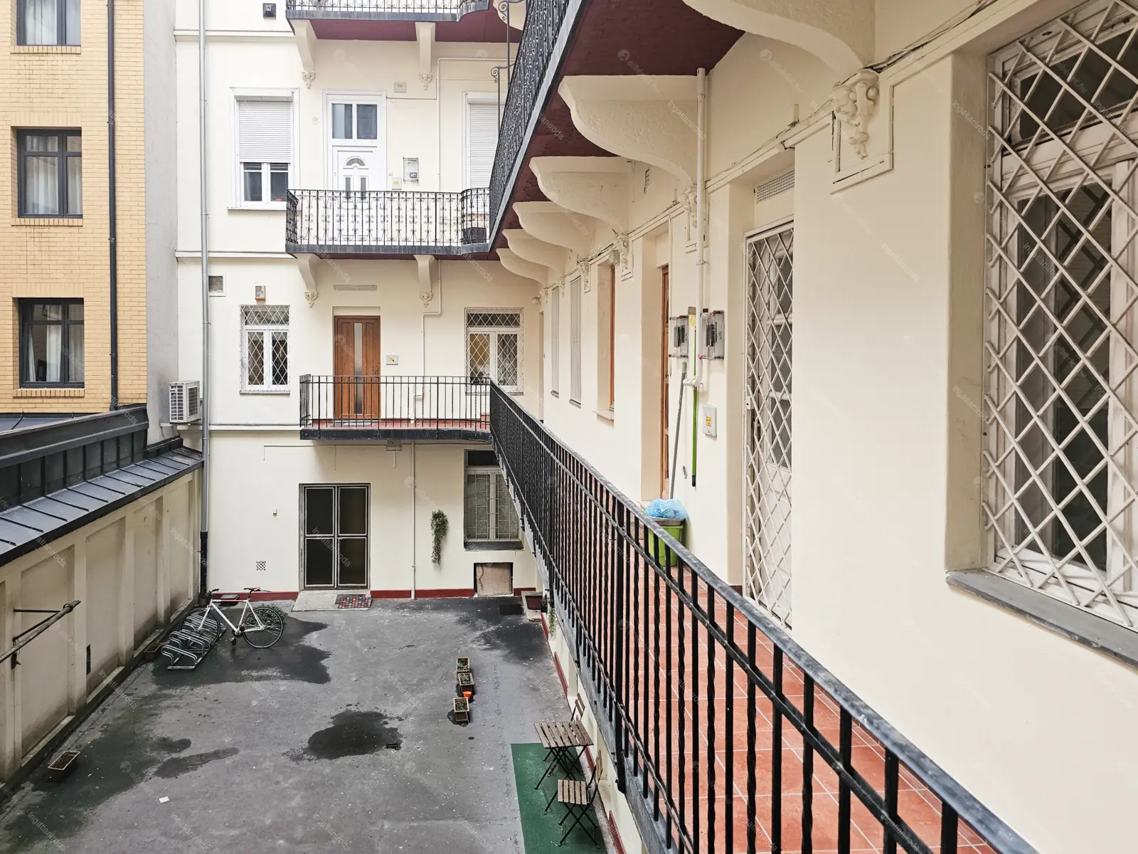 Kiadó albérlet 220000 Ft/hó áron: Budapest, V. kerület  Molnár utca. Mérete: 24 nm, 1 szobás | Alberlet.hu - 6653205