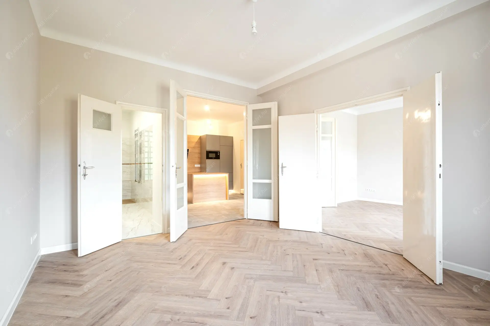 Kiadó albérlet 335000 Ft/hó áron: Budapest, V. kerület  Molnár utca. Mérete: 71 nm, 2 szobás | Alberlet.hu - 6337950