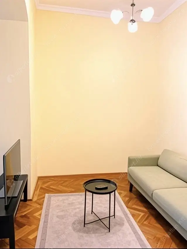 Kiadó albérlet 360000 Ft/hó áron: Budapest, V. kerület  Molnár utca. Mérete: 82 nm, 3 szobás | Alberlet.hu - 6479431