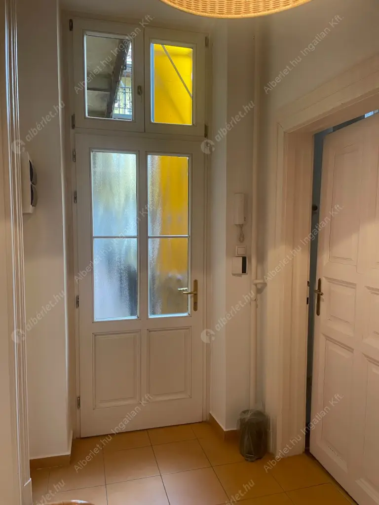 Kiadó albérlet 490000 Ft/hó áron: Budapest, V. kerület  Molnár utca. Mérete: 93 nm, 3 szobás | Alberlet.hu - 6616327