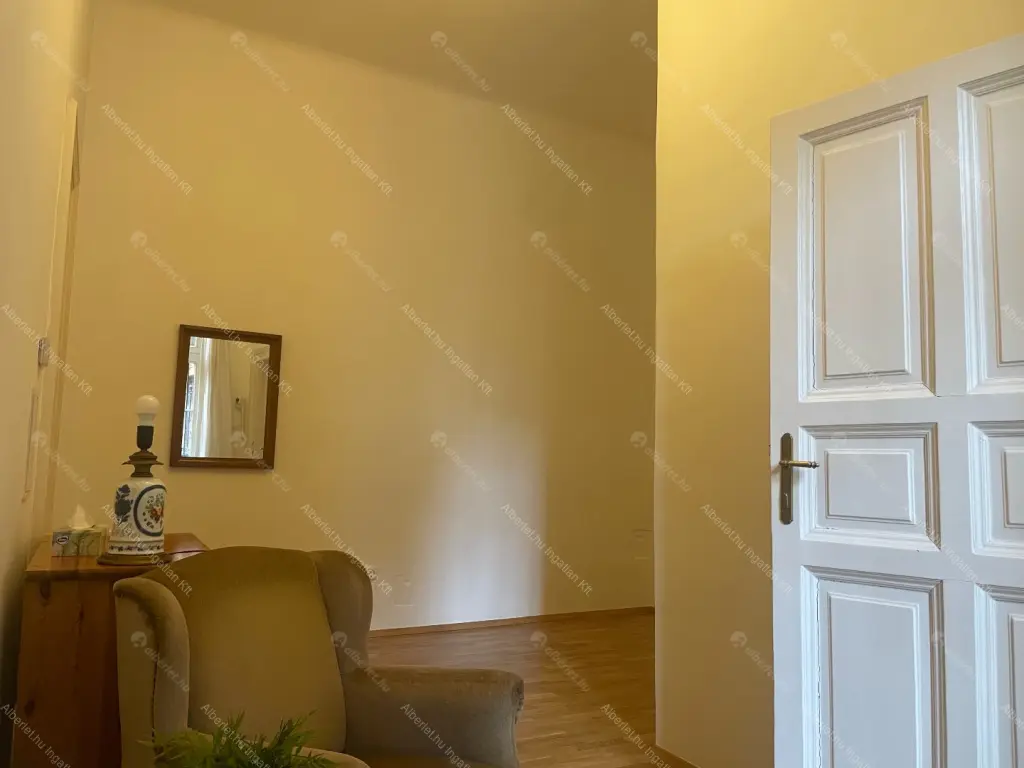 Kiadó albérlet 450000 Ft/hó áron: Budapest, V. kerület  Molnár utca. Mérete: 93 nm, 3 szobás | Alberlet.hu - 6641087