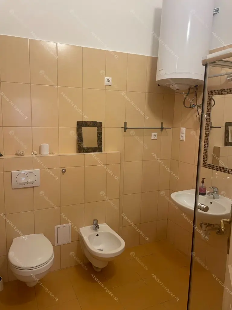 Kiadó albérlet 450000 Ft/hó áron: Budapest, V. kerület  Molnár utca. Mérete: 93 nm, 3 szobás | Alberlet.hu - 6641093