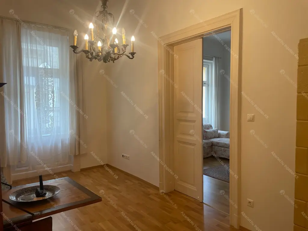 Kiadó albérlet 450000 Ft/hó áron: Budapest, V. kerület  Molnár utca. Mérete: 93 nm, 3 szobás | Alberlet.hu - 6655637