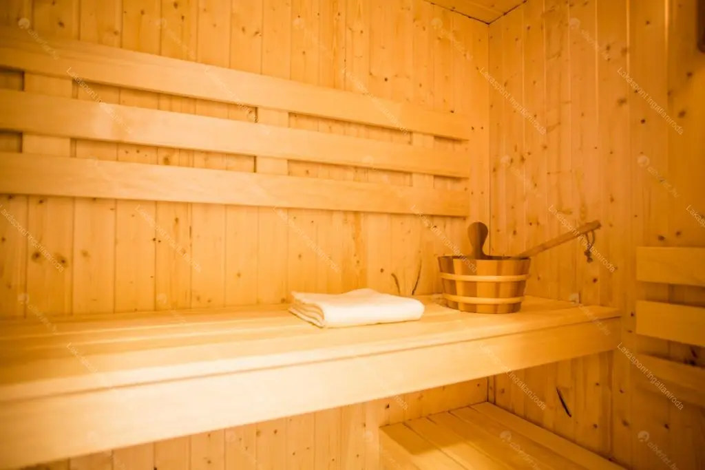 Kiadó albérlet 767000 Ft/hó áron: Budapest, V. kerület  Múzeum körút. Mérete: 120 nm, 3 szobás | Alberlet.hu - 6692756