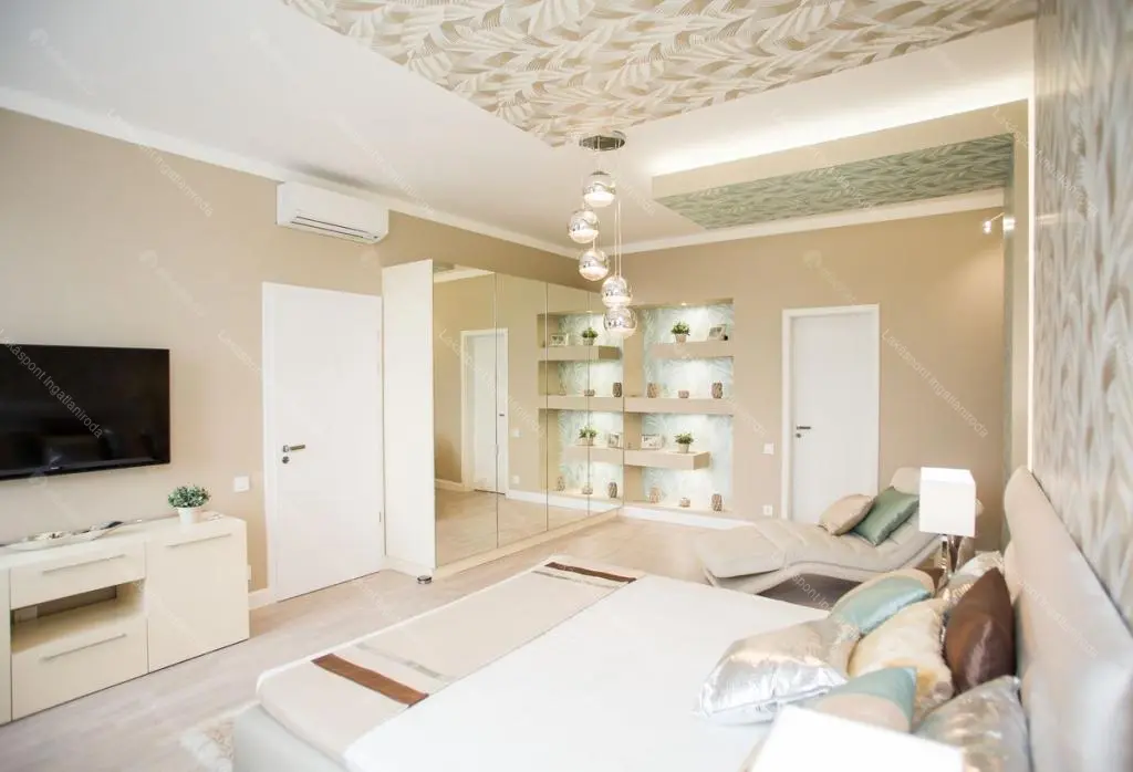 Kiadó albérlet 767000 Ft/hó áron: Budapest, V. kerület  Múzeum körút. Mérete: 120 nm, 3 szobás | Alberlet.hu - 6692785