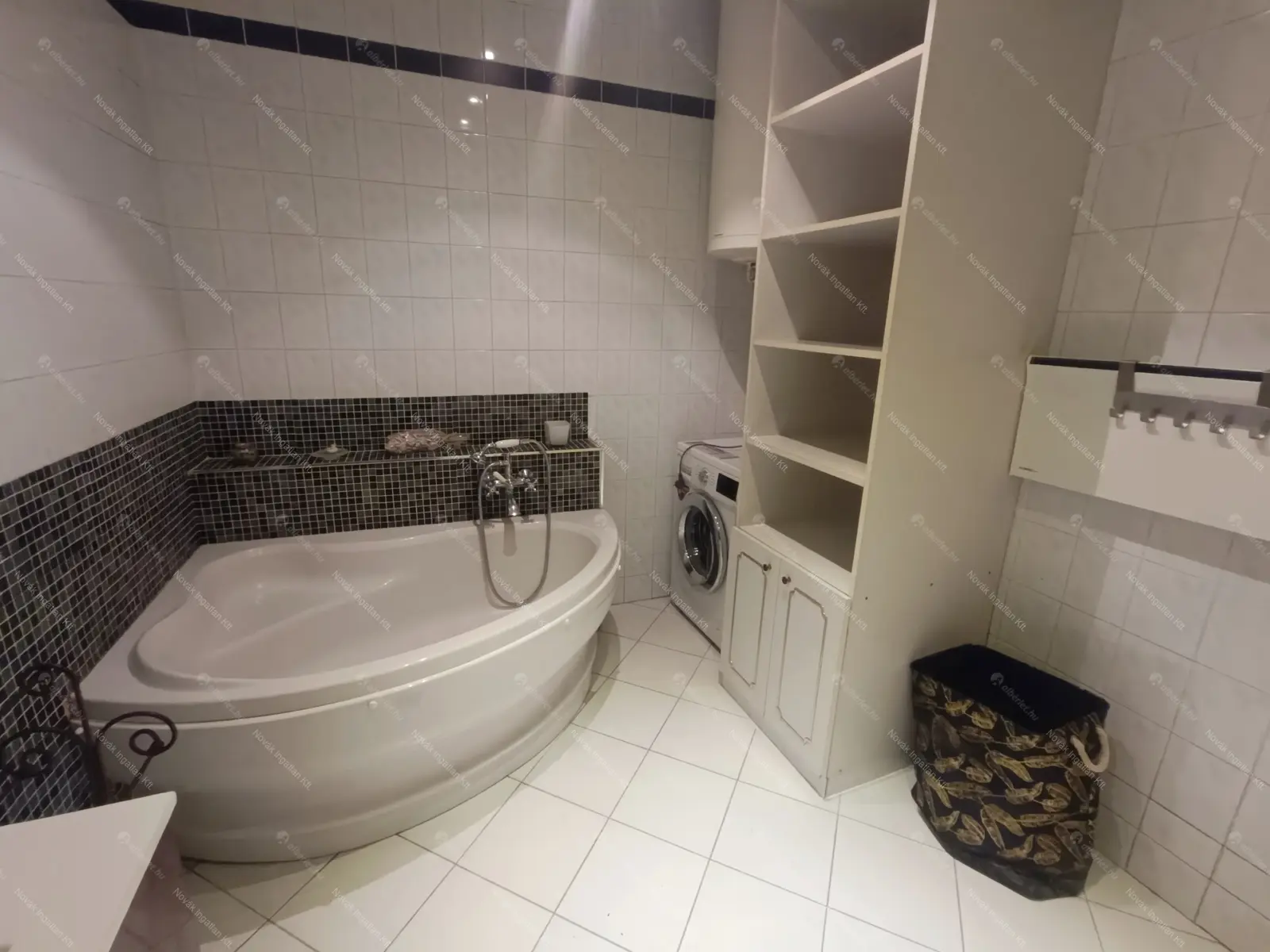 Kiadó albérlet 280000 Ft/hó áron: Budapest, V. kerület  Múzeum körút. Mérete: 55 nm, 1 szobás | Alberlet.hu - 6499404