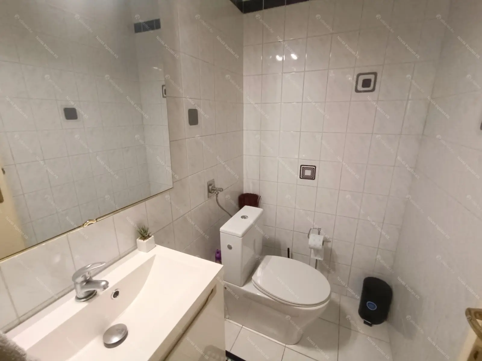 Kiadó albérlet 280000 Ft/hó áron: Budapest, V. kerület  Múzeum körút. Mérete: 55 nm, 1 szobás | Alberlet.hu - 6499407