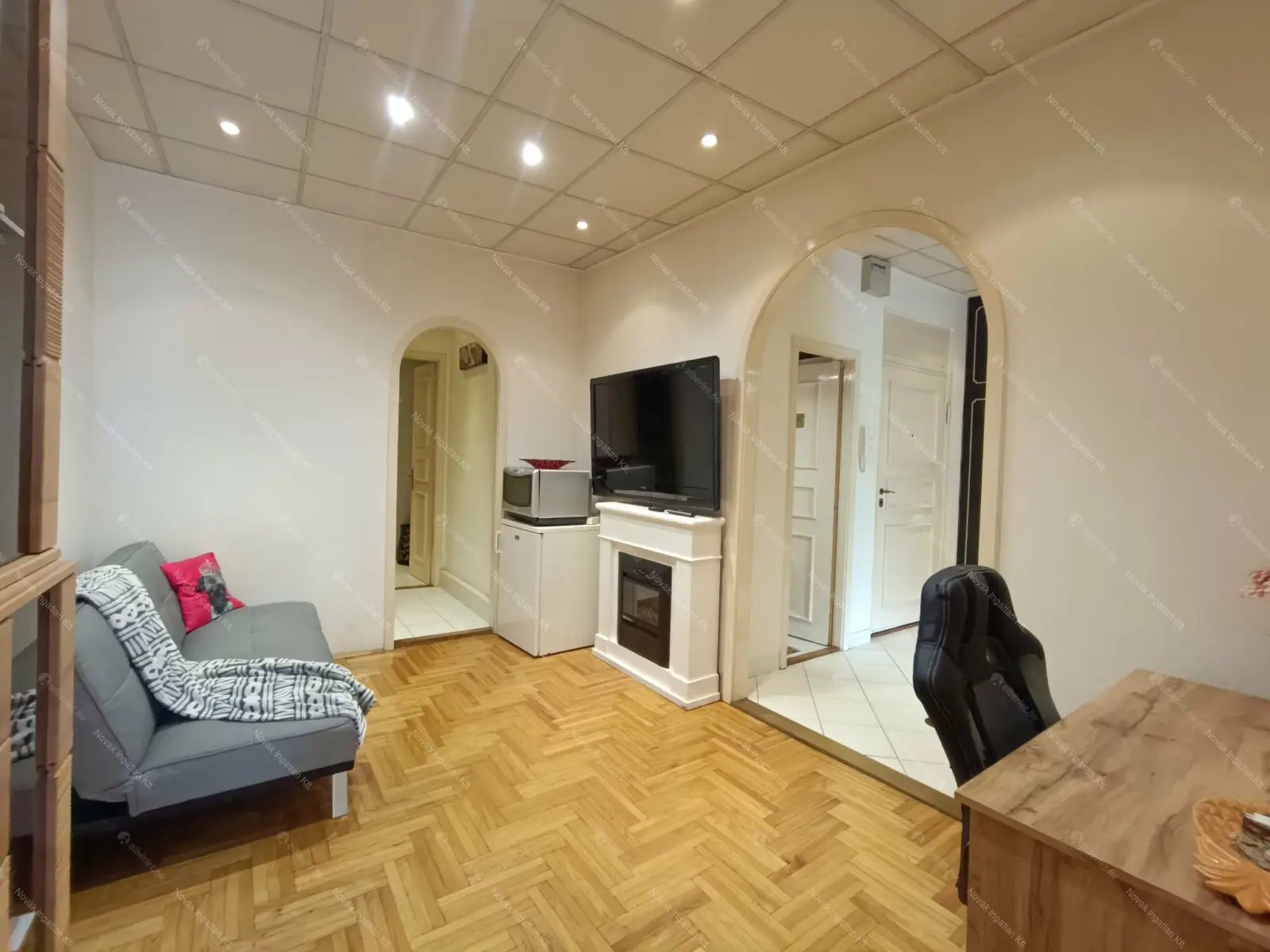 Kiadó albérlet 280000 Ft/hó áron: Budapest, V. kerület  Múzeum körút. Mérete: 55 nm, 1 szobás | Alberlet.hu - 6702480