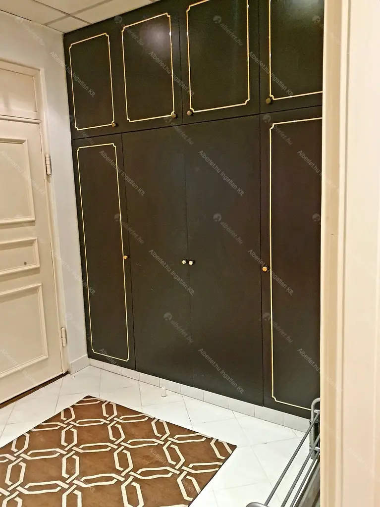 Kiadó albérlet 280000 Ft/hó áron: Budapest, V. kerület  Múzeum körút. Mérete: 55 nm, 2 szobás | Alberlet.hu - 6677061