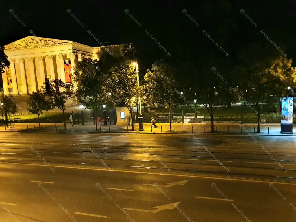 Kiadó albérlet 280000 Ft/hó áron: Budapest, V. kerület  Múzeum körút. Mérete: 55 nm, 2 szobás | Alberlet.hu - 6677063