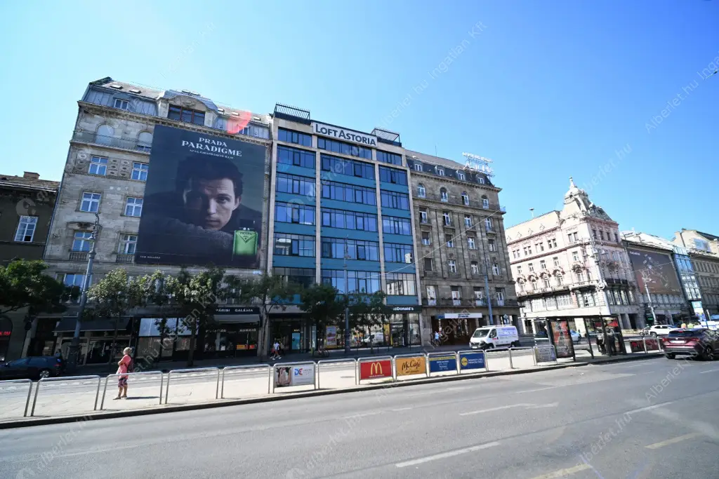 Kiadó albérlet 445000 Ft/hó áron: Budapest, V. kerület  Múzeum körút. Mérete: 70 nm, 2 szobás | Alberlet.hu - 6563482