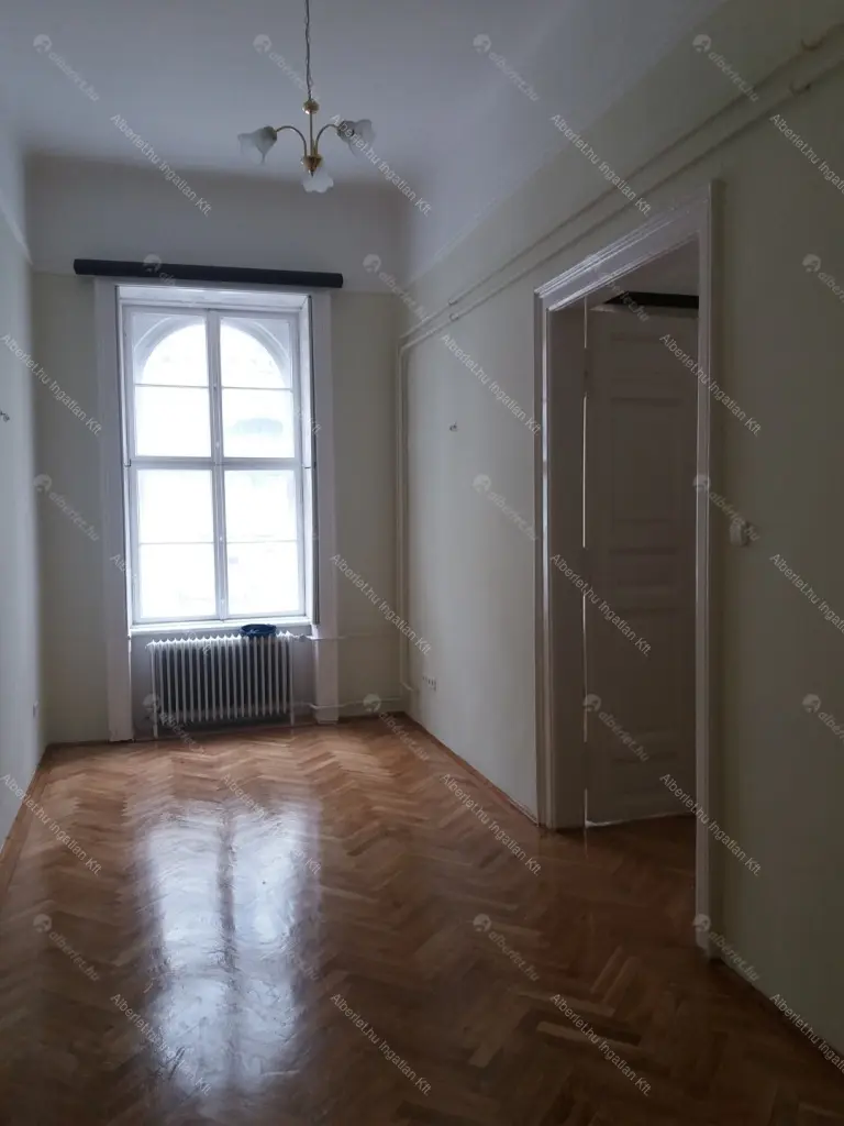 Kiadó albérlet 400000 Ft/hó áron: Budapest, V. kerület  Nádor utca. Mérete: 100 nm, 3 szobás | Alberlet.hu - 6810864