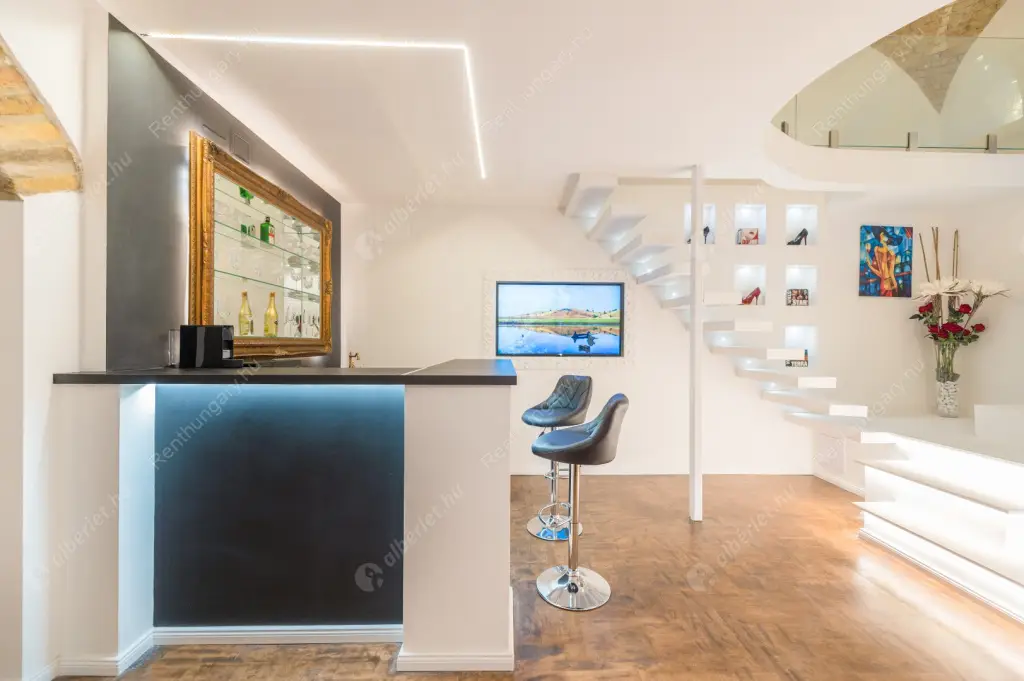 Kiadó albérlet 1126000 Ft/hó áron: Budapest, V. kerület  Nádor utca. Mérete: 105 nm, 2 szobás | Alberlet.hu - 6558895