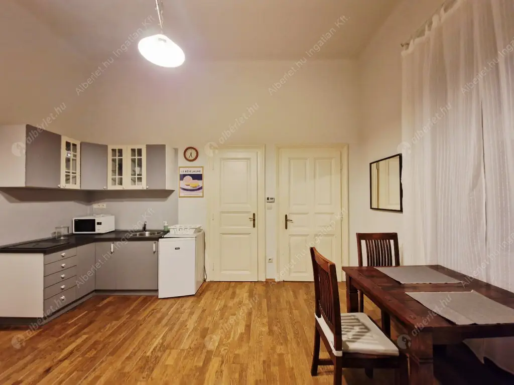Kiadó albérlet 240000 Ft/hó áron: Budapest, V. kerület  Nagy Ignác utca. Mérete: 43 nm, 1 szobás | Alberlet.hu - 6634868