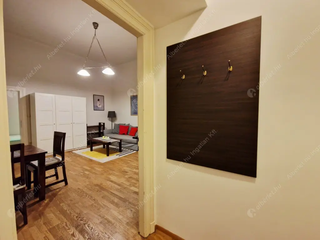 Kiadó albérlet 230000 Ft/hó áron: Budapest, V. kerület  Nagy Ignác utca. Mérete: 43 nm, 1 szobás | Alberlet.hu - 6639311
