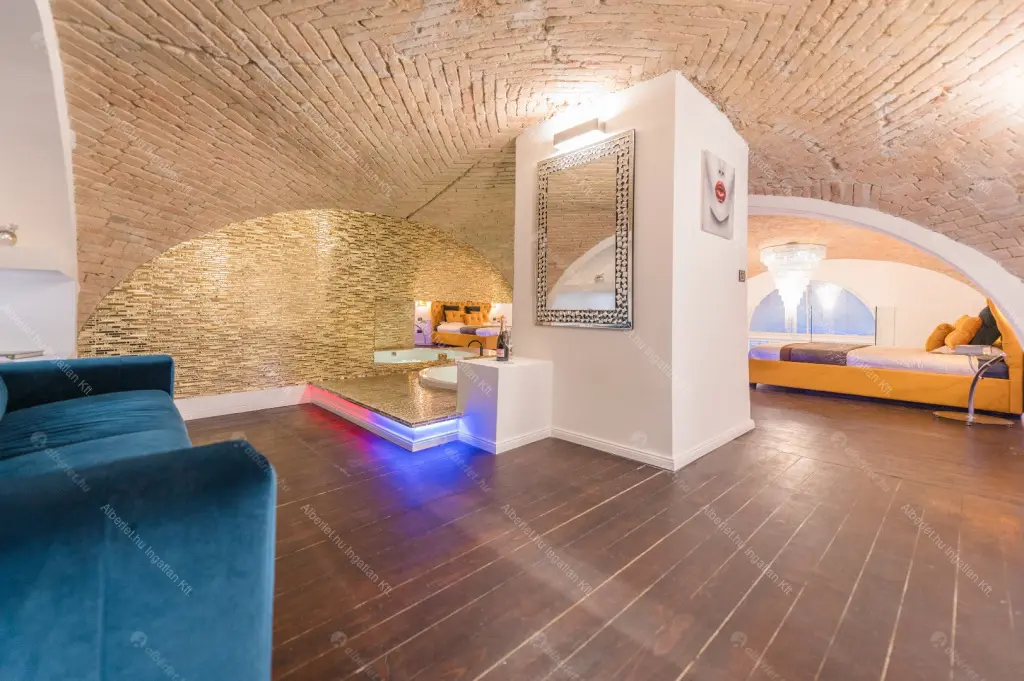 Kiadó albérlet 1100000 Ft/hó áron: Budapest, V. kerület  nan utca . Mérete: 55 nm, 1 szobás | Alberlet.hu - 6656410