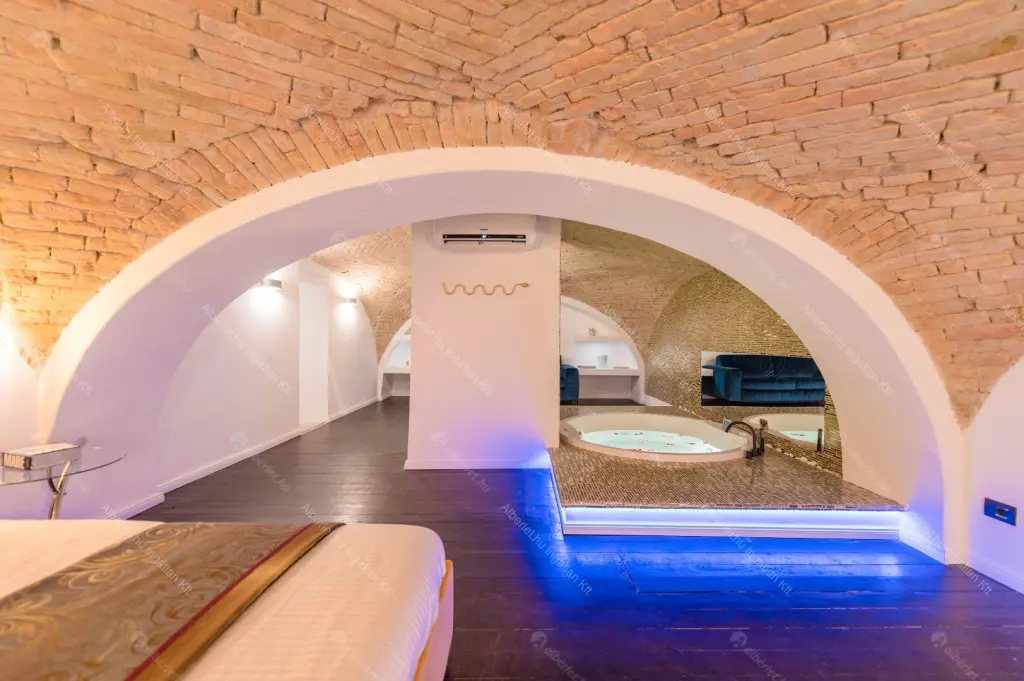 Kiadó albérlet 1100000 Ft/hó áron: Budapest, V. kerület  nan utca . Mérete: 55 nm, 1 szobás | Alberlet.hu - 6656415