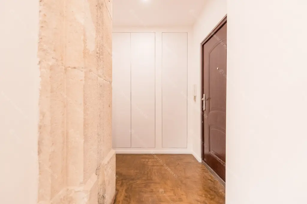 Kiadó albérlet 1100000 Ft/hó áron: Budapest, V. kerület  nan utca . Mérete: 55 nm, 1 szobás | Alberlet.hu - 6656416