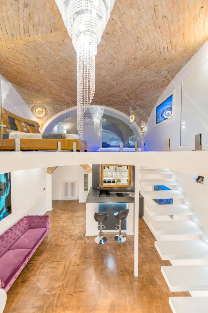 Kiadó albérlet 1100000 Ft/hó áron: Budapest, V. kerület  nan utca . Mérete: 55 nm, 1 szobás | Alberlet.hu - 6656424