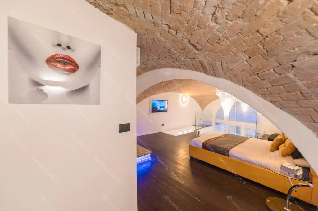 Kiadó albérlet 1100000 Ft/hó áron: Budapest, V. kerület  nan utca. Mérete: 55 nm, 1 szobás | Alberlet.hu - 6657185