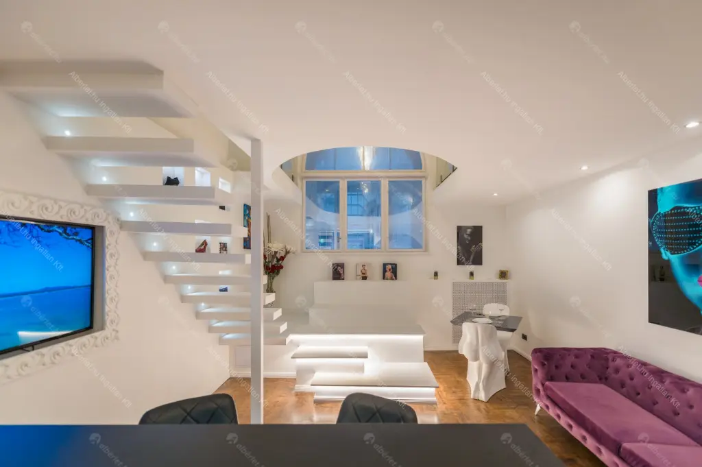 Kiadó albérlet 1100000 Ft/hó áron: Budapest, V. kerület  nan utca. Mérete: 55 nm, 1 szobás | Alberlet.hu - 6657195