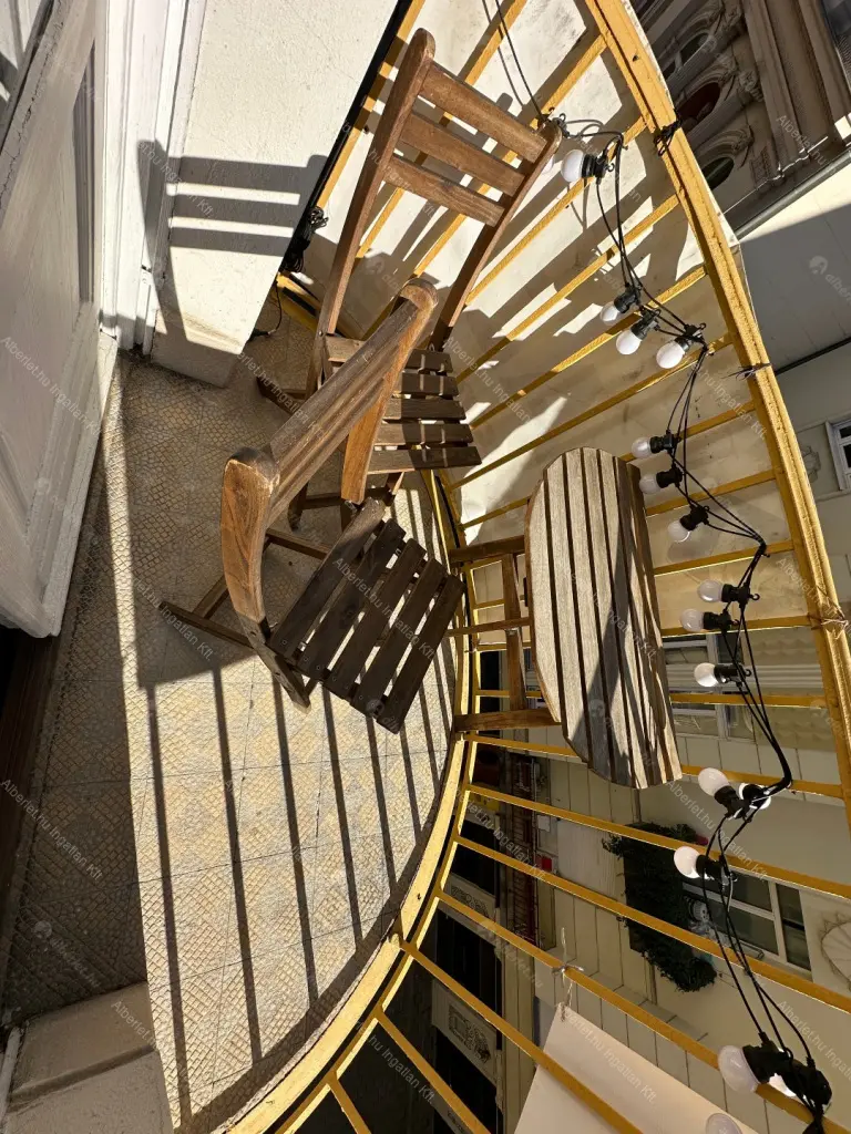 Kiadó albérlet 629000 Ft/hó áron: Budapest, V. kerület  Nyáry Pál utca. Mérete: 100 nm, 3 szobás | Alberlet.hu - 6681848