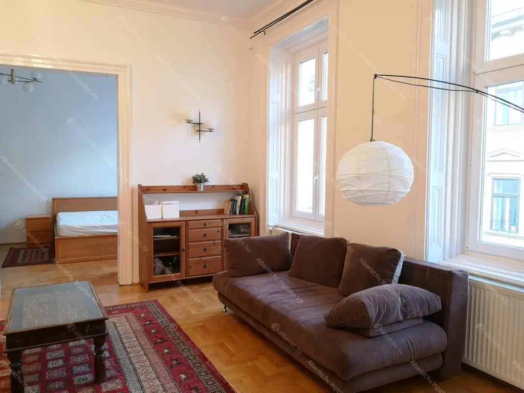 Kiadó albérlet 500000 Ft/hó áron: Budapest, V. kerület  Október 6. utca. Mérete: 124 nm, 4 szobás | Alberlet.hu - 6681626