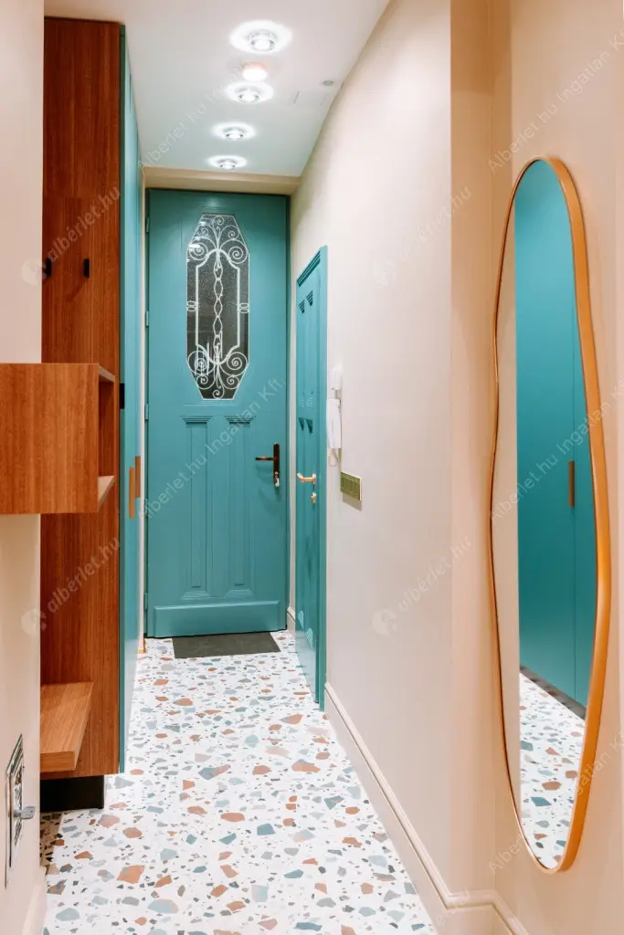 Kiadó albérlet 299000 Ft/hó áron: Budapest, V. kerület  Október 6. utca. Mérete: 26 nm, 1 szobás | Alberlet.hu - 6599791