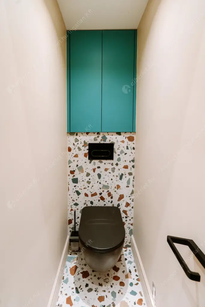 Kiadó albérlet 299000 Ft/hó áron: Budapest, V. kerület  Október 6. utca. Mérete: 26 nm, 1 szobás | Alberlet.hu - 6599796