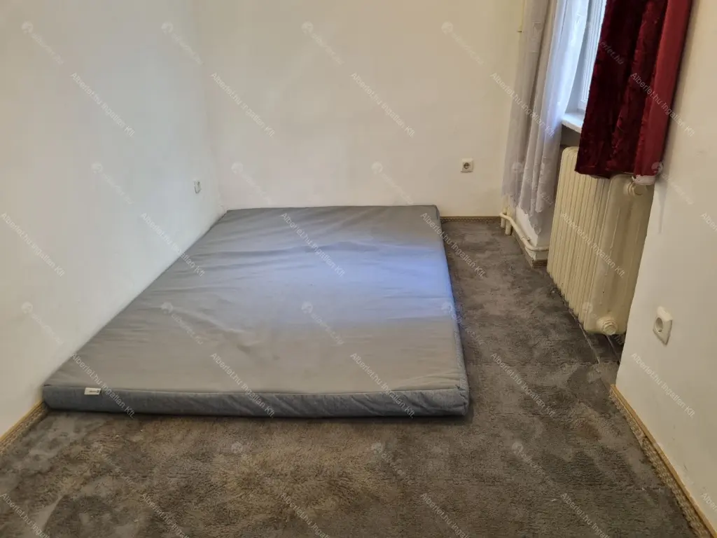 Kiadó albérlet 180000 Ft/hó áron: Budapest, V. kerület  Október 6. utca. Mérete: 27 nm, 1 szobás | Alberlet.hu - 6641407