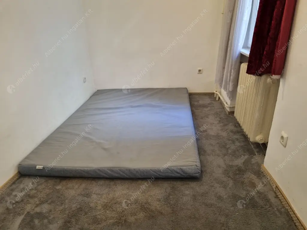 Kiadó albérlet 180000 Ft/hó áron: Budapest, V. kerület  Október 6. utca. Mérete: 27 nm, 1 szobás | Alberlet.hu - 6636704