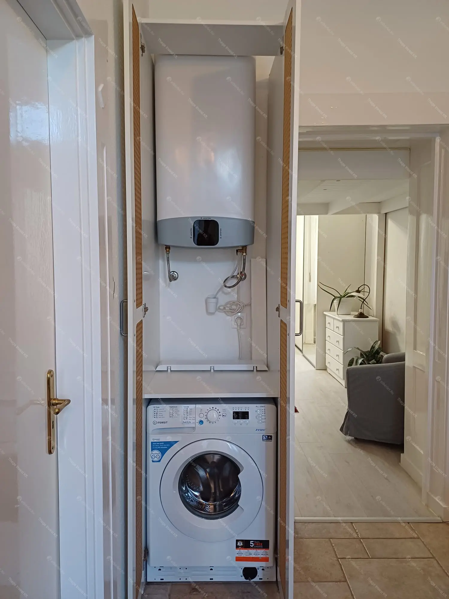 Kiadó albérlet 240000 Ft/hó áron: Budapest, V. kerület  Október 6. utca. Mérete: 35 nm, 1 szobás | Alberlet.hu - 6666209