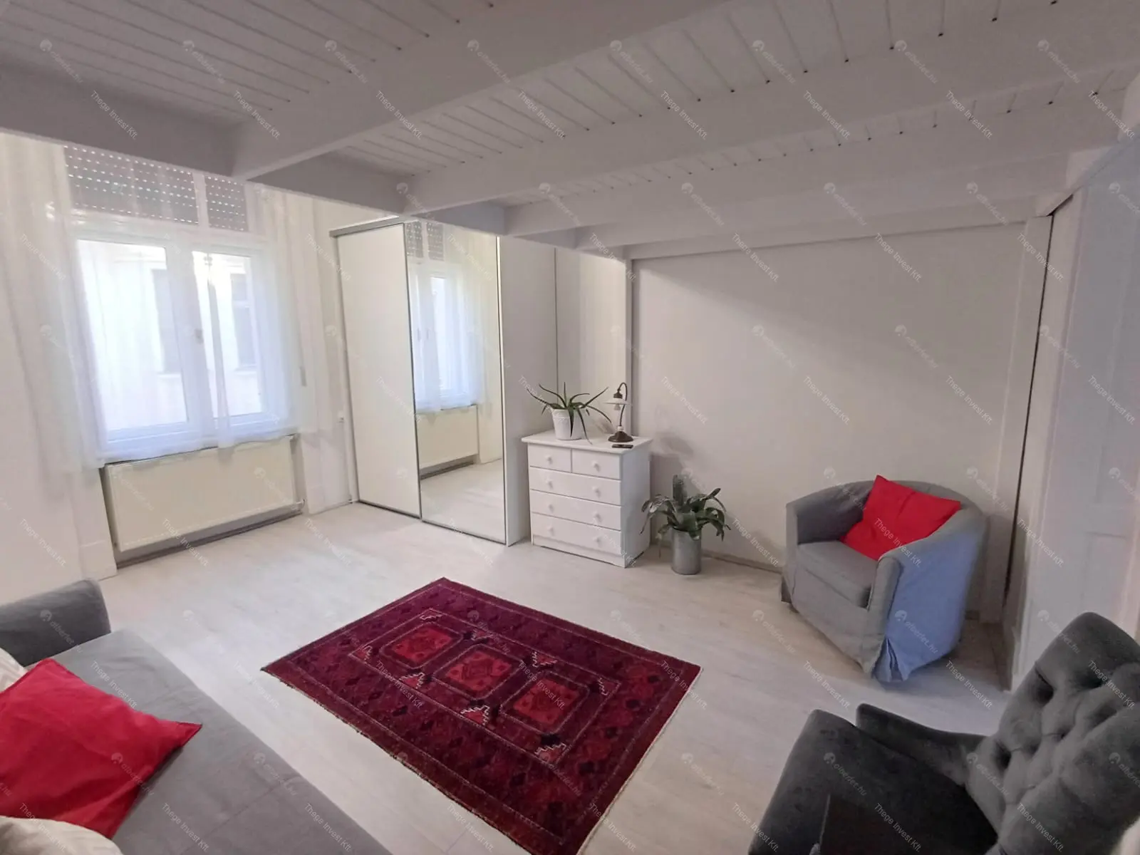 Kiadó albérlet 240000 Ft/hó áron: Budapest, V. kerület  Október 6. utca. Mérete: 35 nm, 1 szobás | Alberlet.hu - 6666213