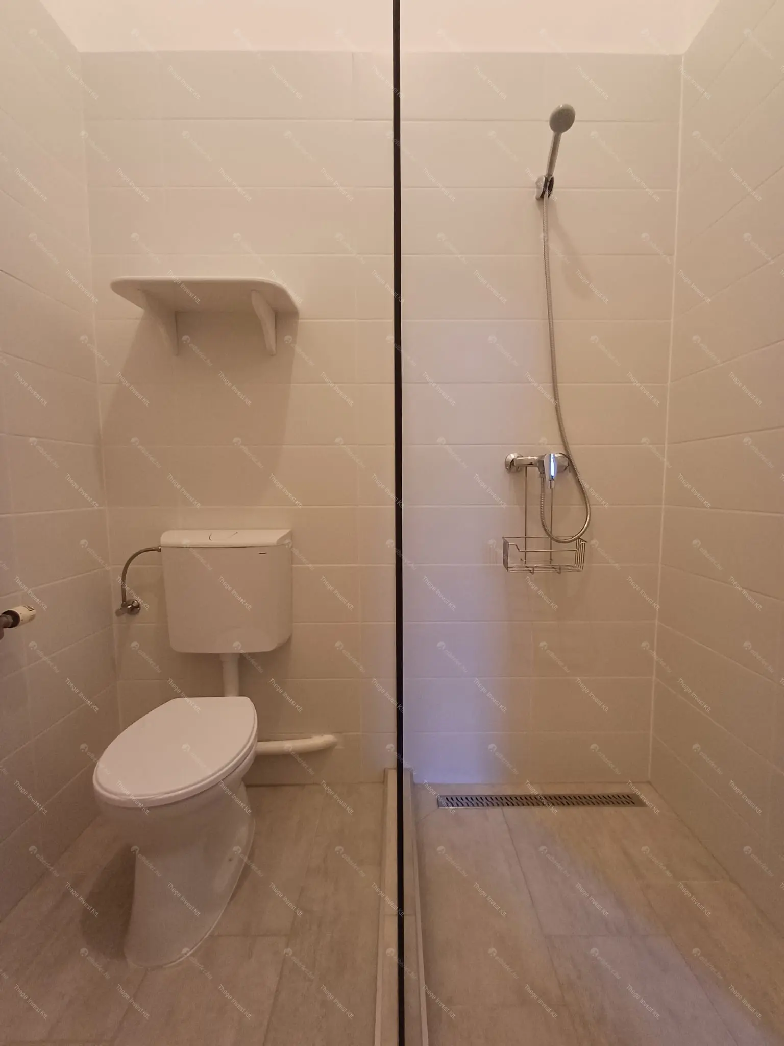 Kiadó albérlet 240000 Ft/hó áron: Budapest, V. kerület  Október 6. utca. Mérete: 35 nm, 1 szobás | Alberlet.hu - 6666215