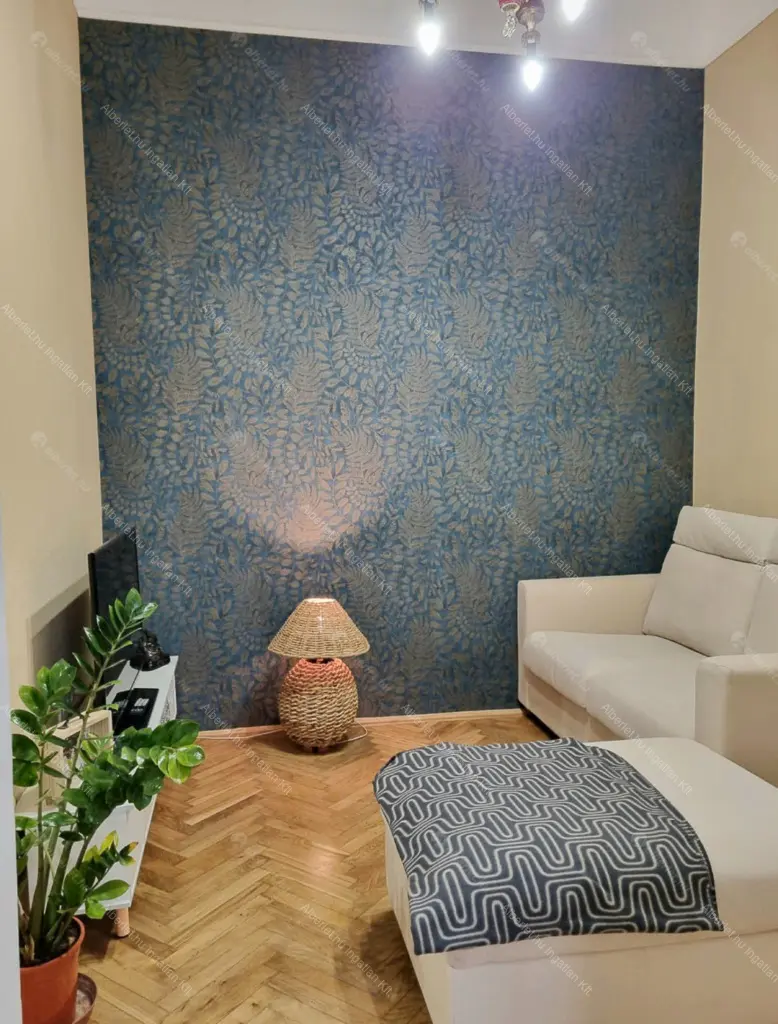 Kiadó albérlet 290000 Ft/hó áron: Budapest, V. kerület  Október 6. utca. Mérete: 40 nm, 1 szobás | Alberlet.hu - 6675004