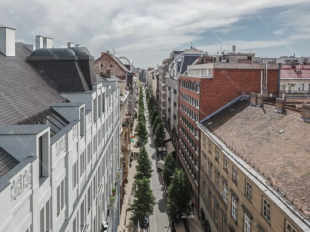 Kiadó albérlet 290000 Ft/hó áron: Budapest, V. kerület  Október 6. utca. Mérete: 40 nm, 1 szobás | Alberlet.hu - 6675026