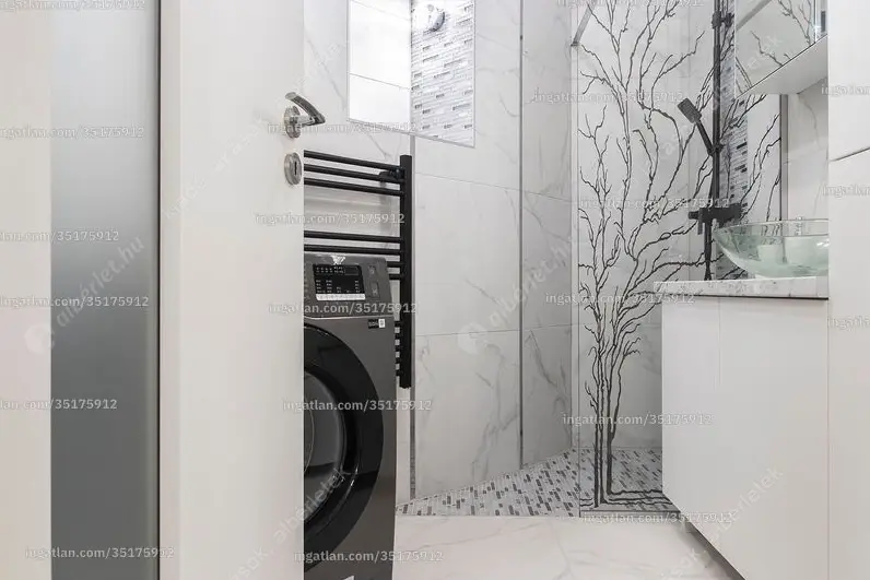 Kiadó albérlet 350000 Ft/hó áron: Budapest, V. kerület  Október 6. utca. Mérete: 52 nm, 1 szobás | Alberlet.hu - 6625846