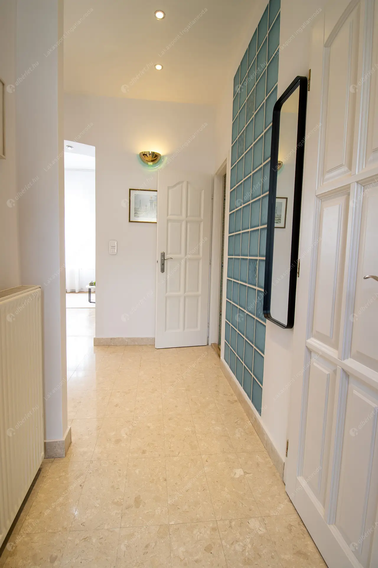 Kiadó albérlet 622000 Ft/hó áron: Budapest, V. kerület  Október 6. utca. Mérete: 62 nm, 3 szobás | Alberlet.hu - 6445650