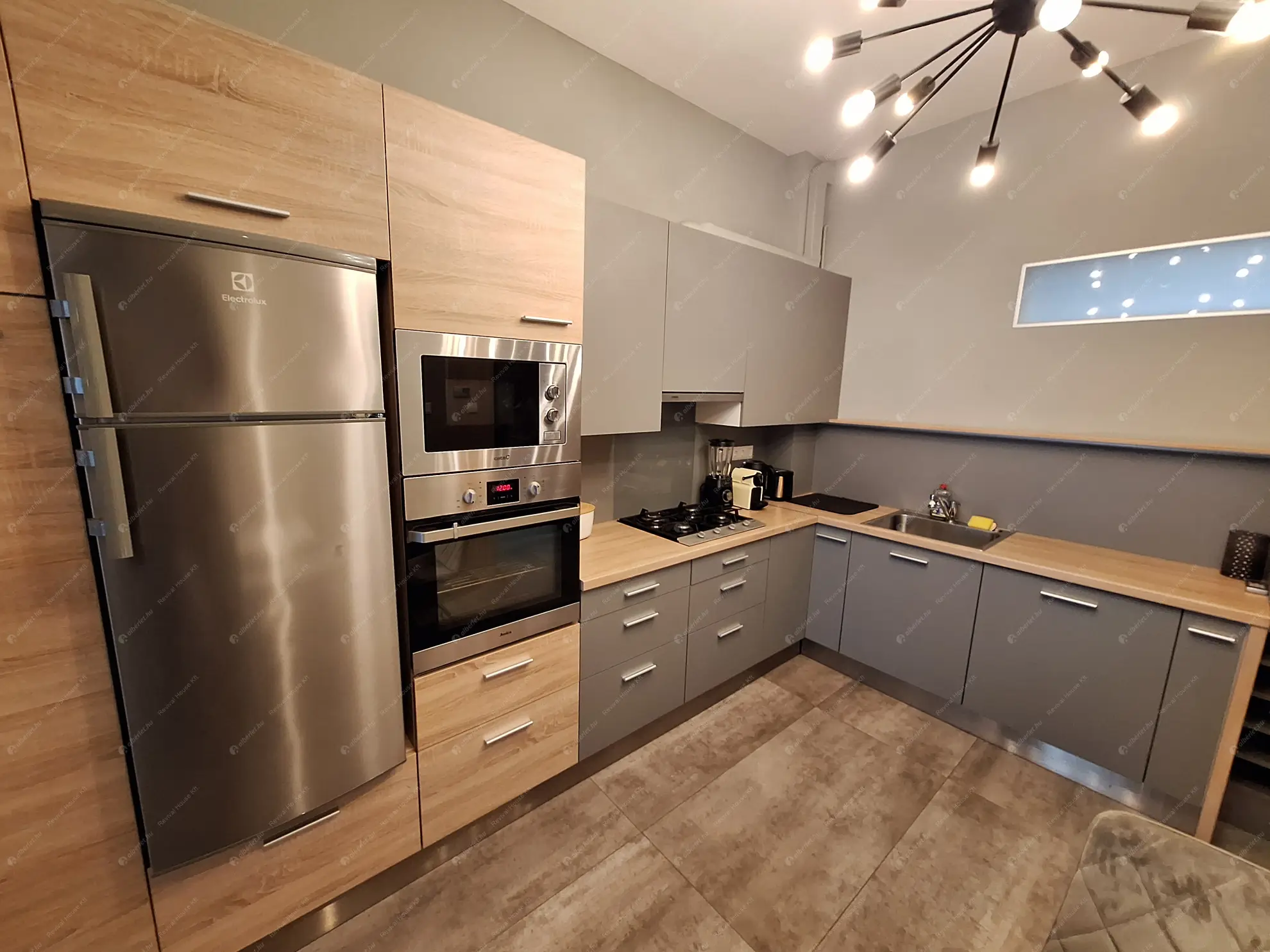 Kiadó albérlet 766000 Ft/hó áron: Budapest, V. kerület  Október 6. utca. Mérete: 80 nm, 3 szobás | Alberlet.hu - 6565280