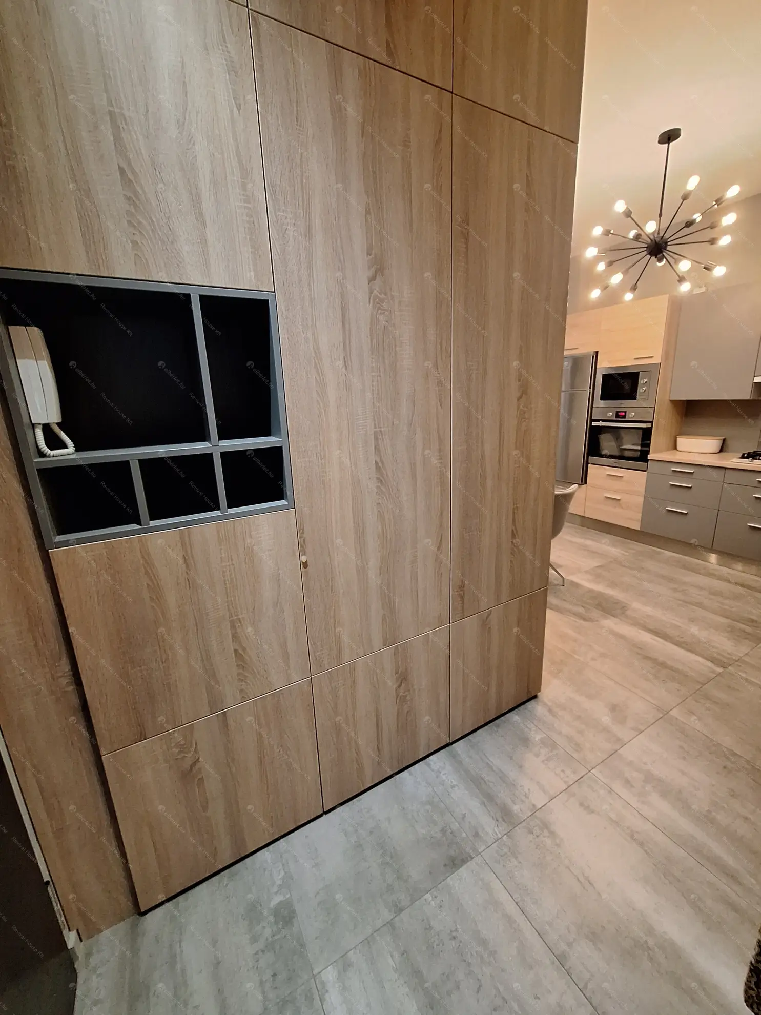 Kiadó albérlet 766000 Ft/hó áron: Budapest, V. kerület  Október 6. utca. Mérete: 80 nm, 3 szobás | Alberlet.hu - 6565282