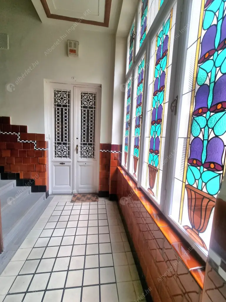 Kiadó albérlet 395000 Ft/hó áron: Budapest, V. kerület  Október 6. utca. Mérete: 85 nm, 3 szobás | Alberlet.hu - 6618797