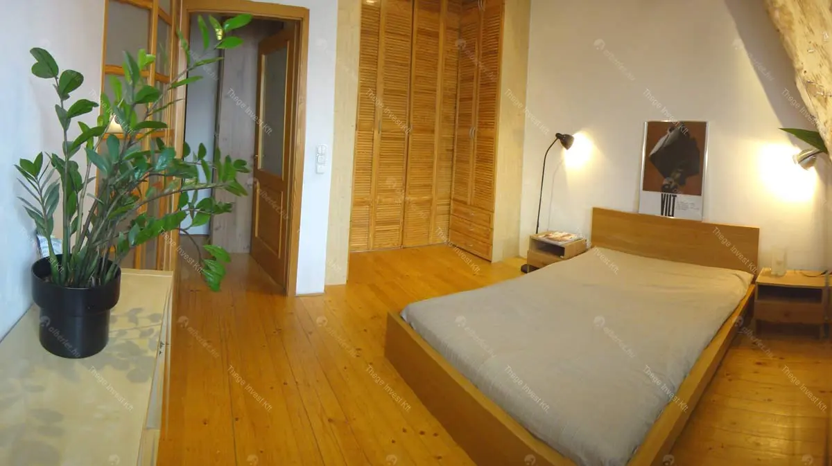 Kiadó albérlet 460000 Ft/hó áron: Budapest, V. kerület  Október 6. utca. Mérete: 87 nm, 3 szobás | Alberlet.hu - 6704002