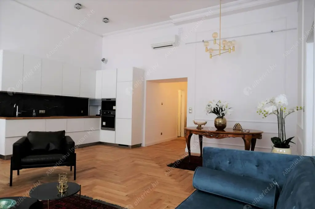 Kiadó albérlet 970000 Ft/hó áron: Budapest, V. kerület  Október 6. utca. Mérete: 90 nm, 2 szobás | Alberlet.hu - 6519333
